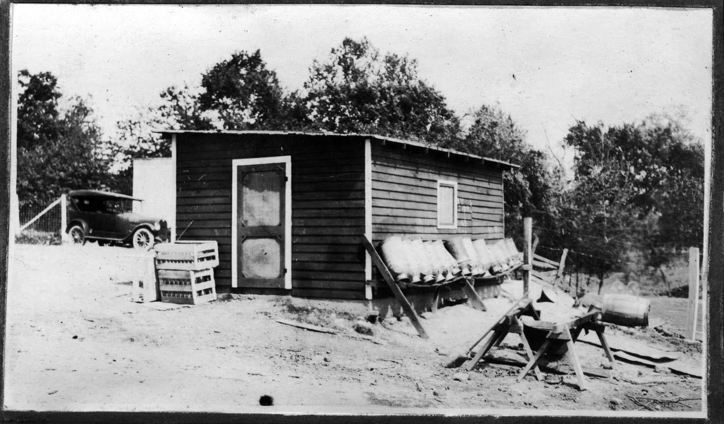 025~J. J. Wilson New Milk House Apr 1921.jpg